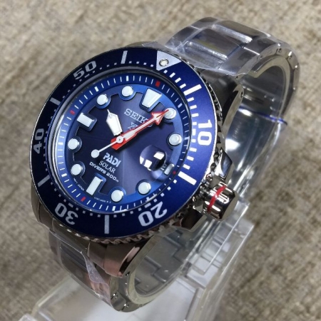 Seiko Prospex PADI Special Edition Solar 200m Divers SNE435P1 - Watchwagon